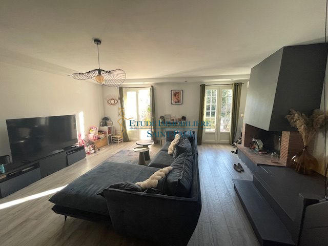 Maison - 96 m² - 4 pièces