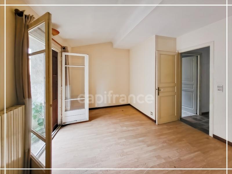 Maison de village - 90 m² - 5 pièces