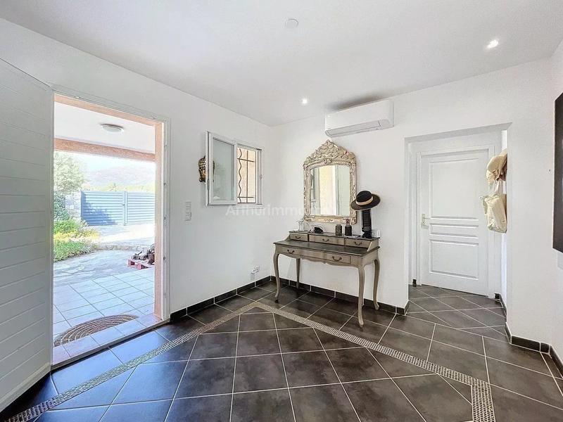 Maison - 113 m² - 5 pièces