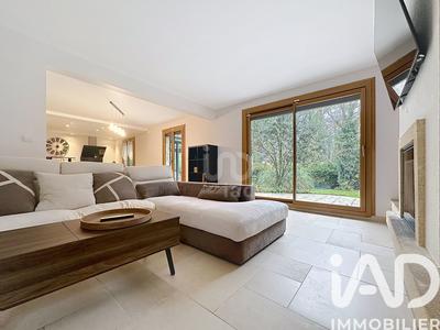 Maison - 140 m² - 7 pièces