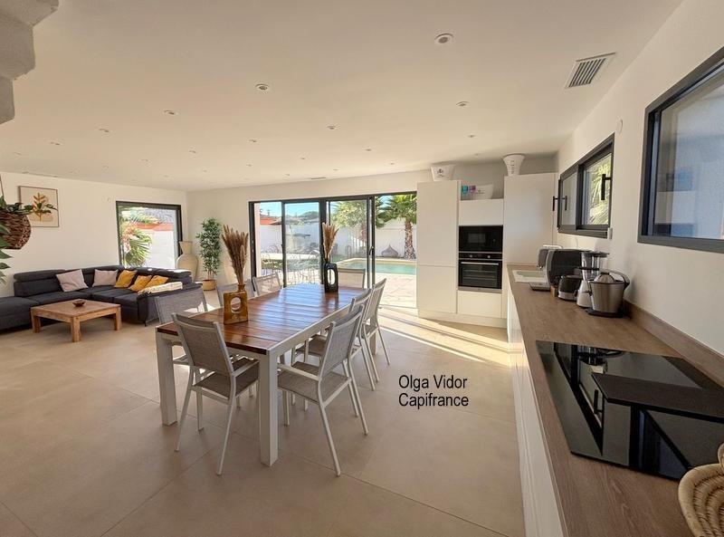 Villa - 195 m² - 6 pièces