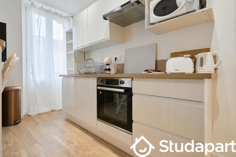 Chambre - 13 m² - 1 pièce