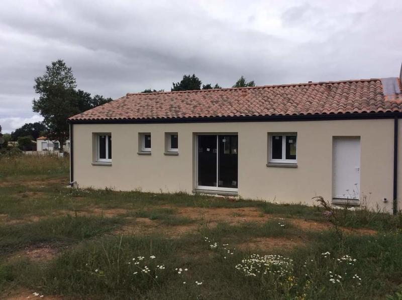 Maison - 80 m² - 4 pièces