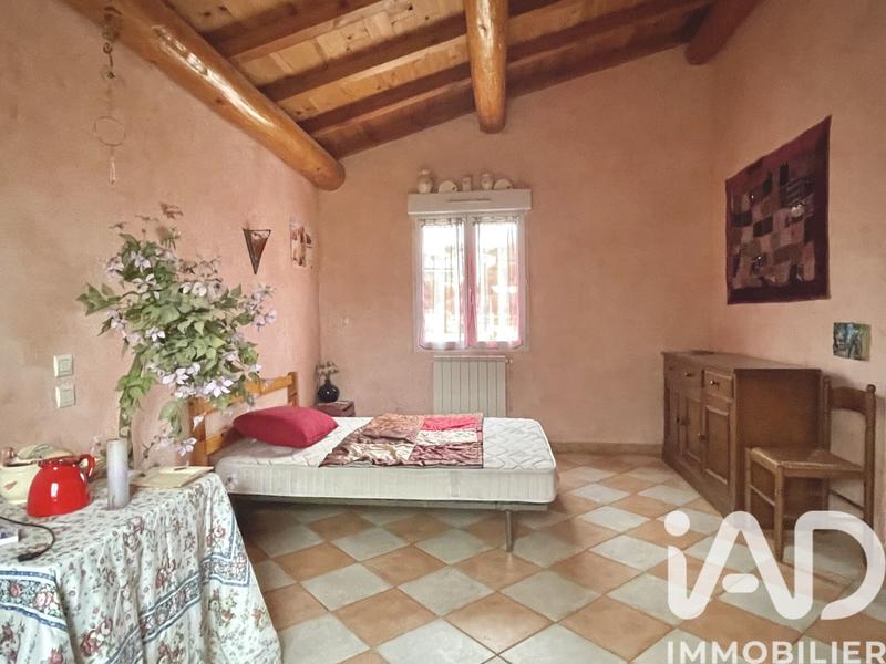 Maison - 204 m² - 7 pièces