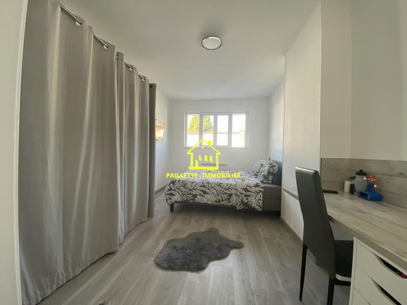Appartement - 120 m² - 5 pièces