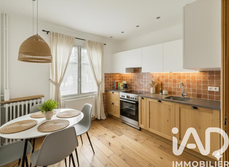 Maison - 143 m² - 8 pièces