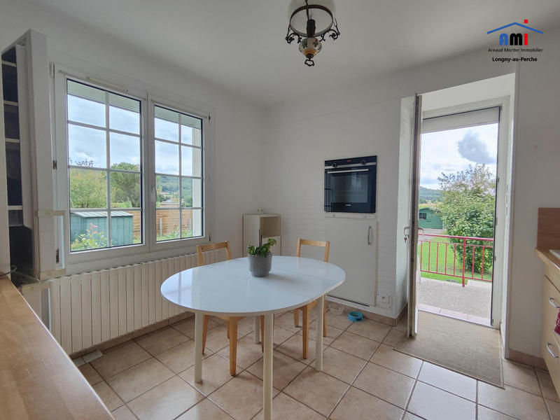 Maison - 165 m² - 9 pièces