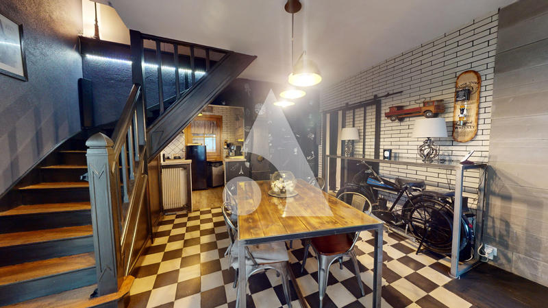 Maison - 120 m² - 5 pièces