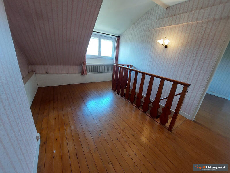 Maison - 88 m² - 6 pièces