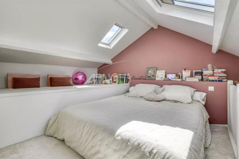 Maison - 200 m² - 10 pièces