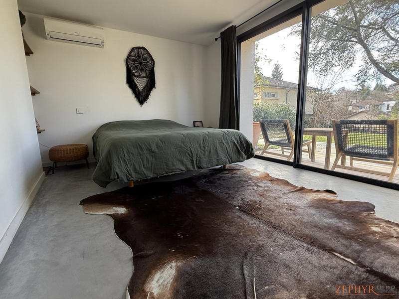 Maison contemporaine - 183 m² - 7 pièces