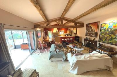 Villa - 142 m² - 5 pièces