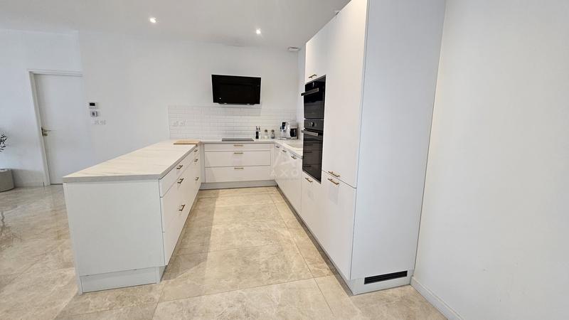 Maison - 146 m² - 5 pièces