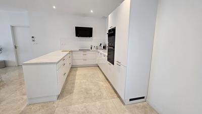 Maison - 146 m² - 5 pièces