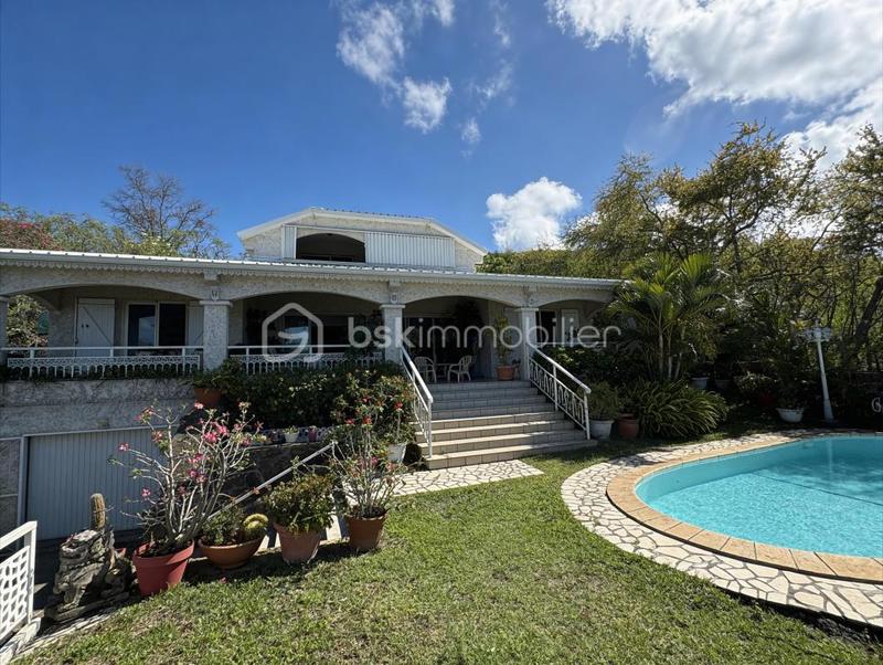 Villa - 230 m² - 5 pièces