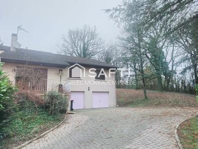 Maison - 107 m² - 6 pièces