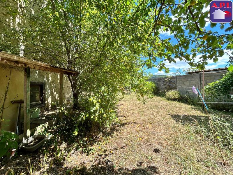 Maison - 228 m² - 8 pièces