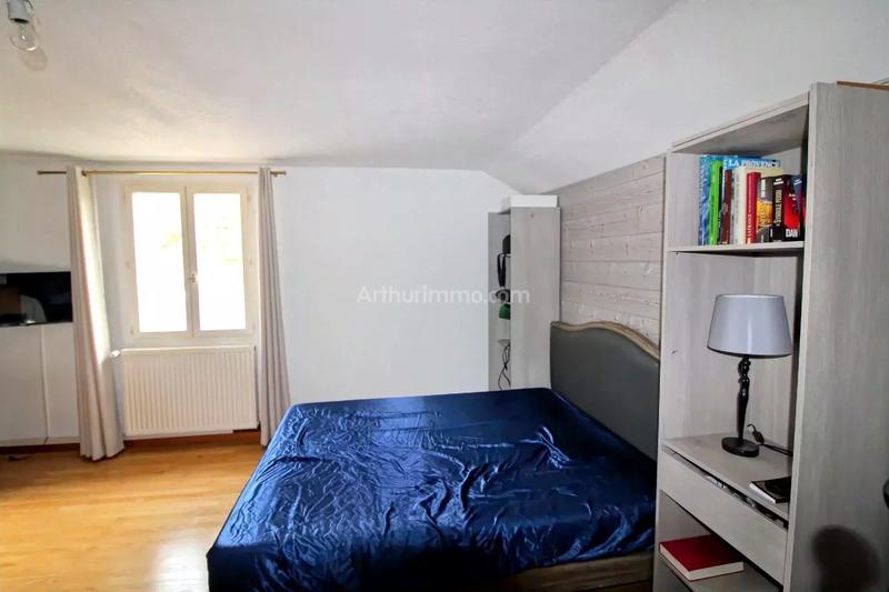 Maison - 195 m² - 7 pièces