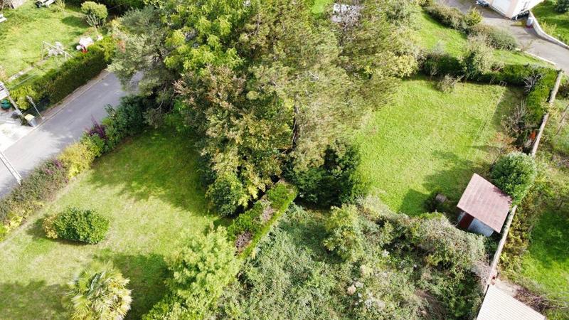 Maison - 448 m² - 9 pièces