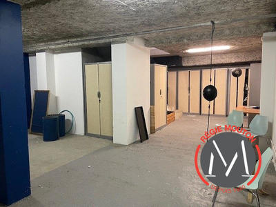 Local commercial - 120 m² - 1 pièce