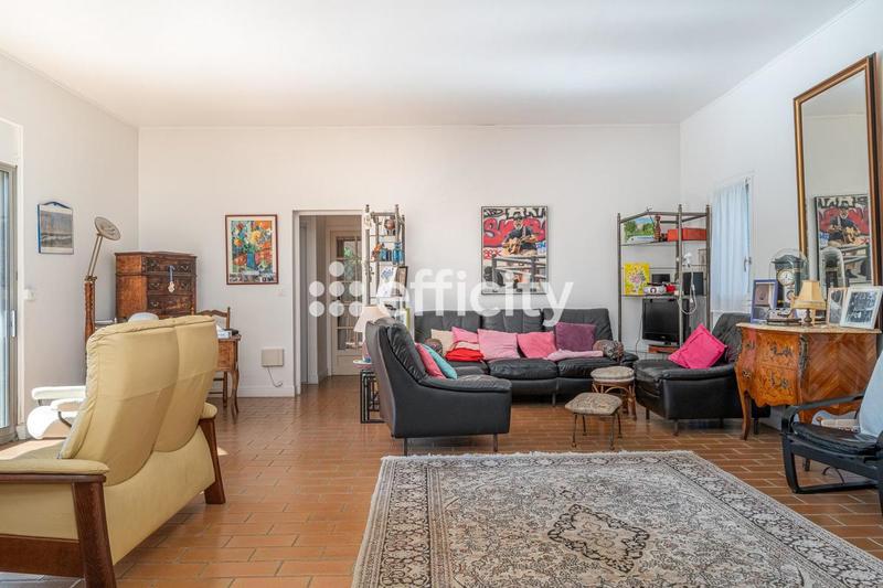 Villa - 170 m² - 6 pièces