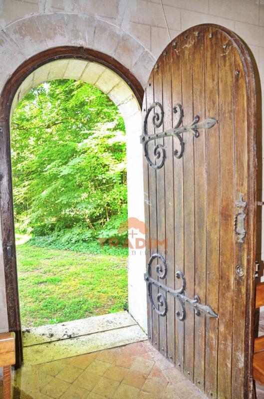 Maison - 425 m² - 14 pièces