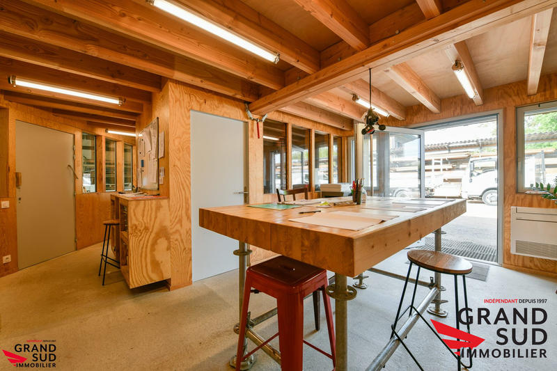 Bureau - 460 m² - 10 pièces