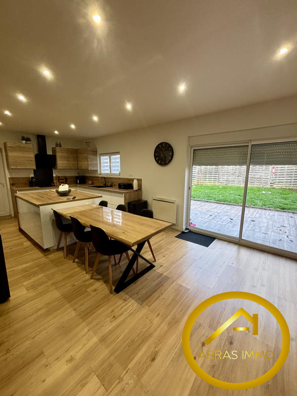 Maison - 115 m² - 4 pièces