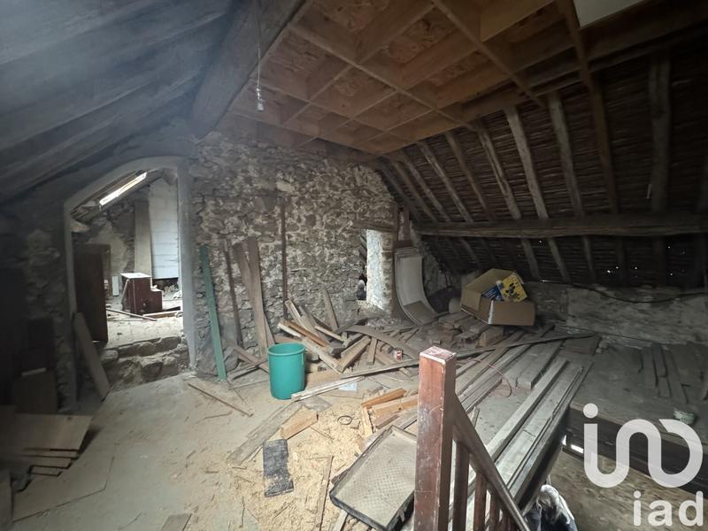 Maison - 233 m² - 9 pièces