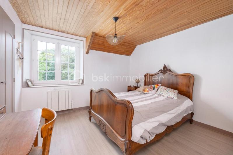 Maison en pierre - 215 m² - 11 pièces