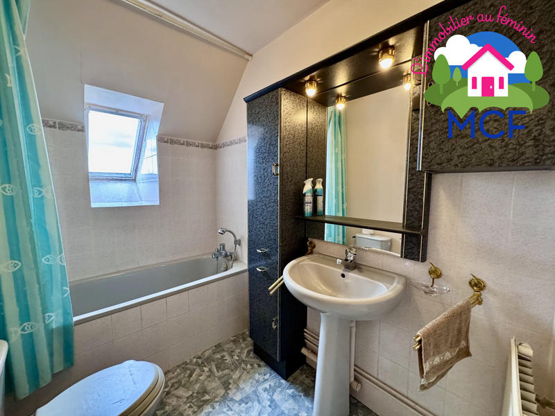 Maison - 98 m² - 5 pièces