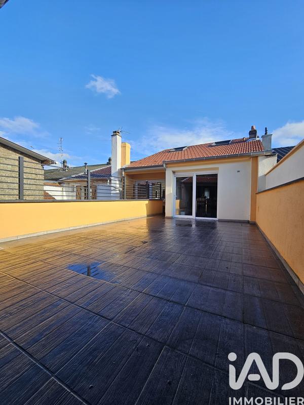 Maison - 180 m² - 5 pièces