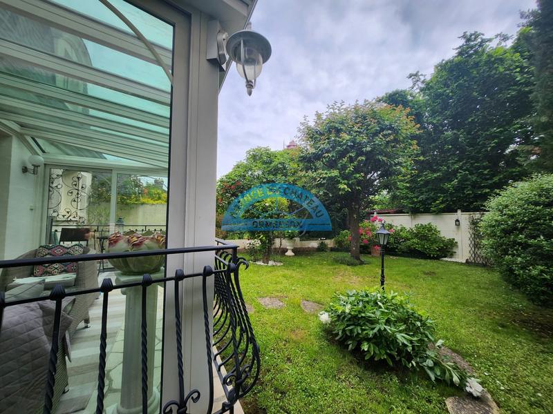 Maison - 141 m² - 7 pièces