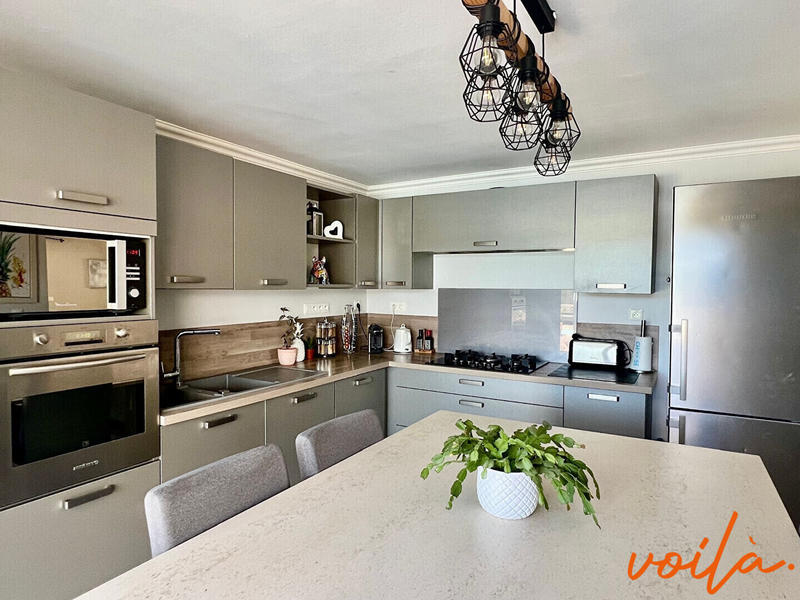 Maison - 120 m² - 6 pièces