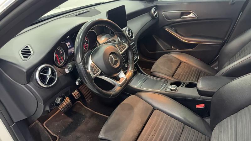 Mercedes Classe Cla I 200 d 136 7g-Dct Fascination - Automatique Toit ouvrant