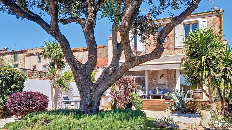 Maison - 214 m² - 6 pièces