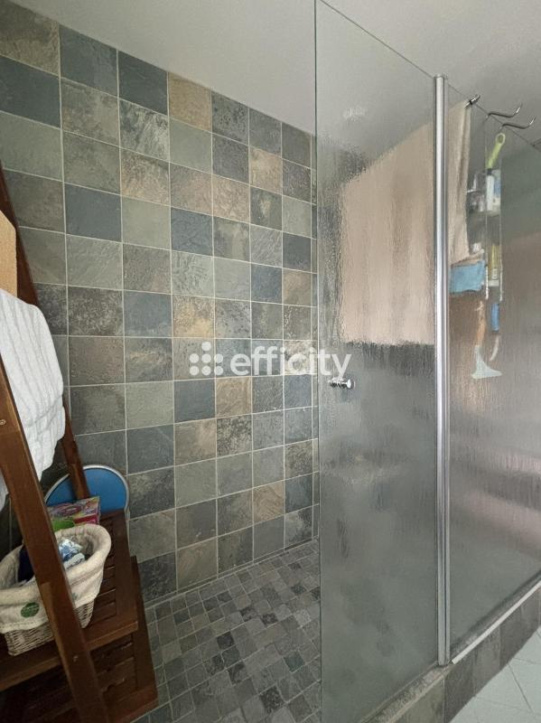 Maison - 130 m² - 7 pièces