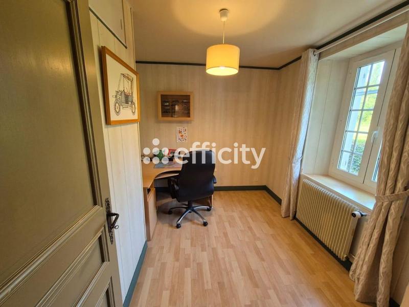 Maison - 175 m² - 9 pièces