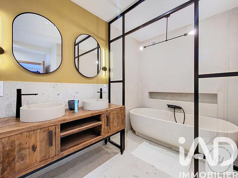 Maison - 140 m² - 6 pièces