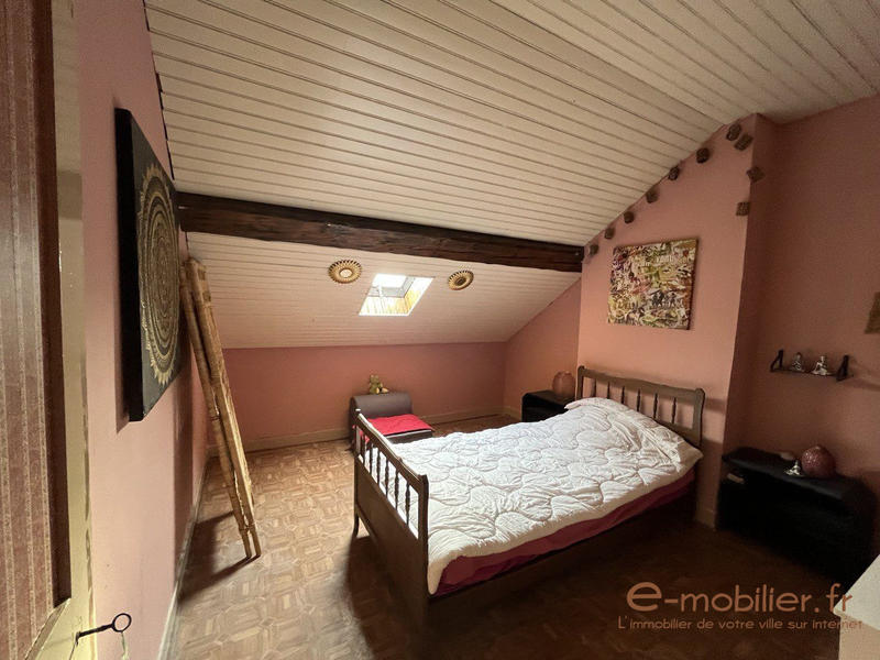 Maison ancienne - 180 m² - 10 pièces