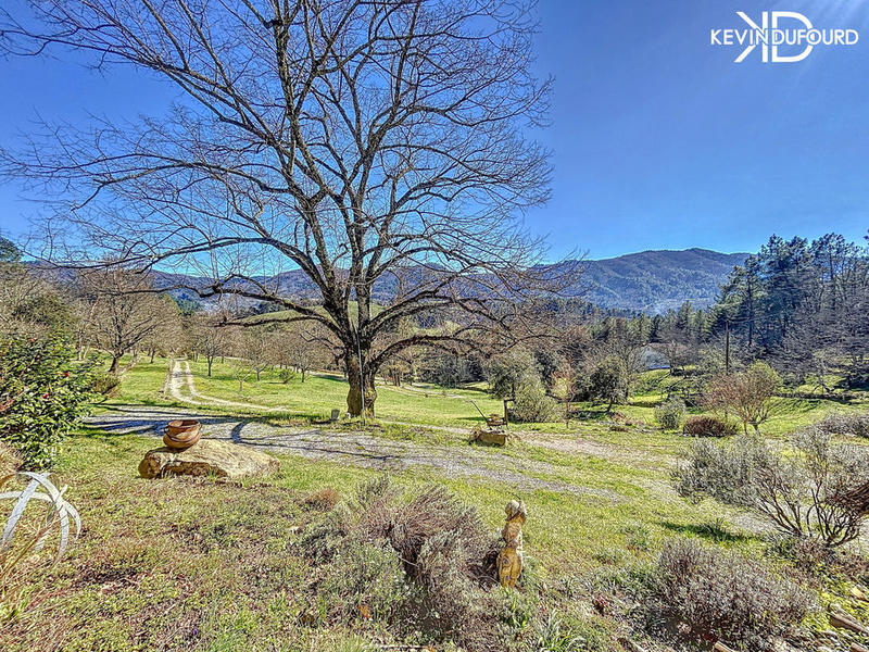 Mas - 160 m² - 6 pièces