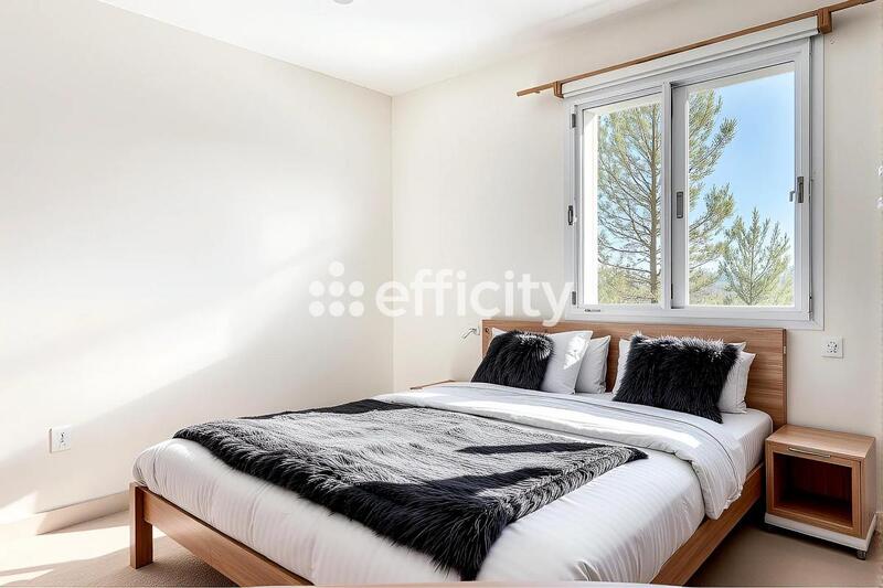 Maison - 167 m² - 7 pièces