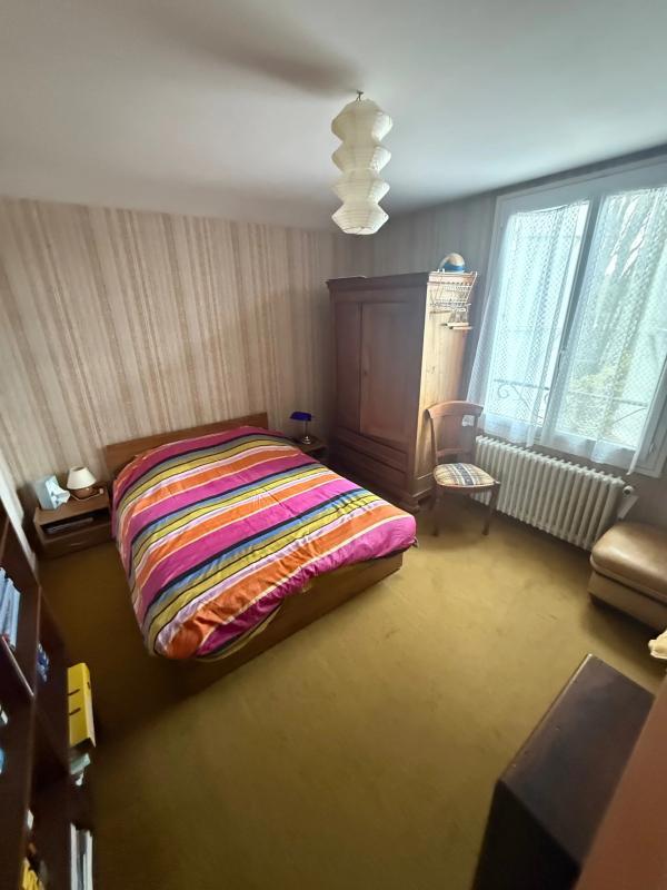 Maison - 180 m² - 7 pièces