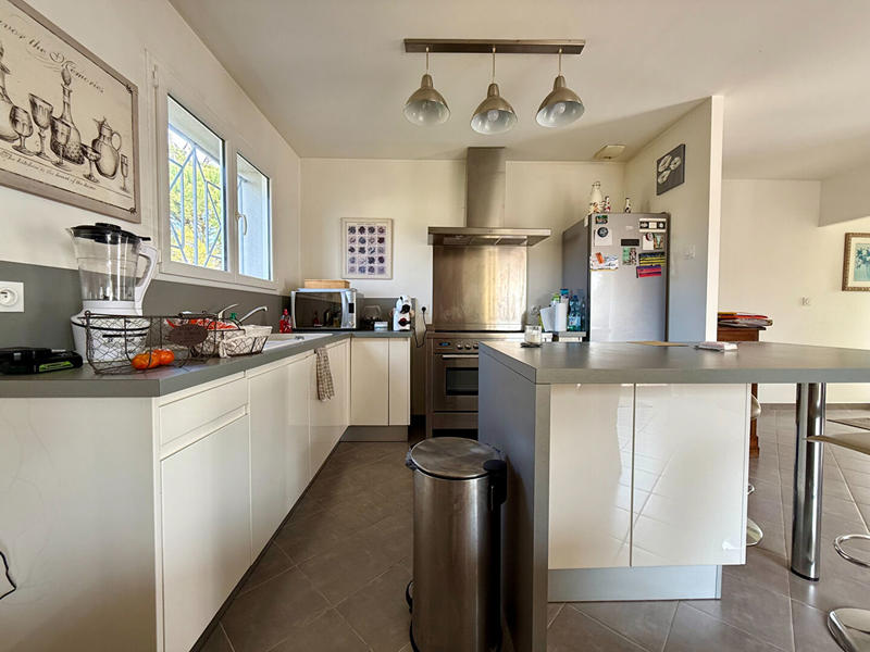 Maison - 87 m² - 5 pièces