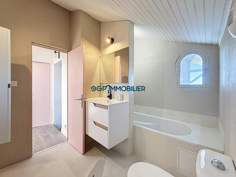 Maison - 146 m² - 5 pièces