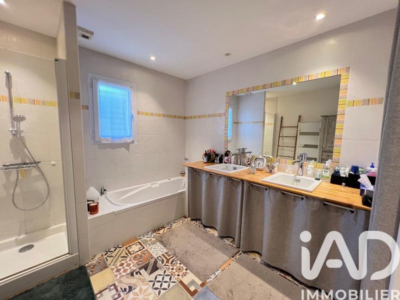 Maison - 136 m² - 5 pièces