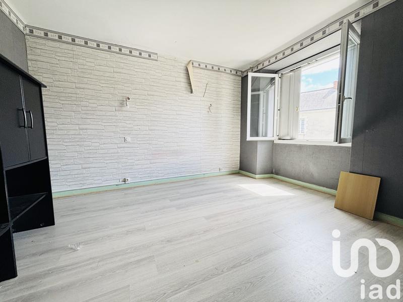 Maison - 230 m² - 9 pièces