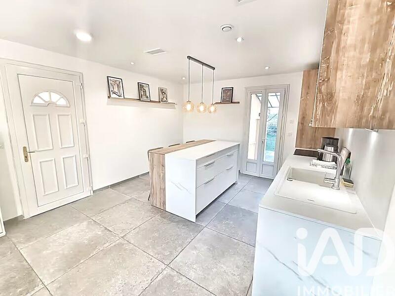 Maison - 135 m² - 4 pièces