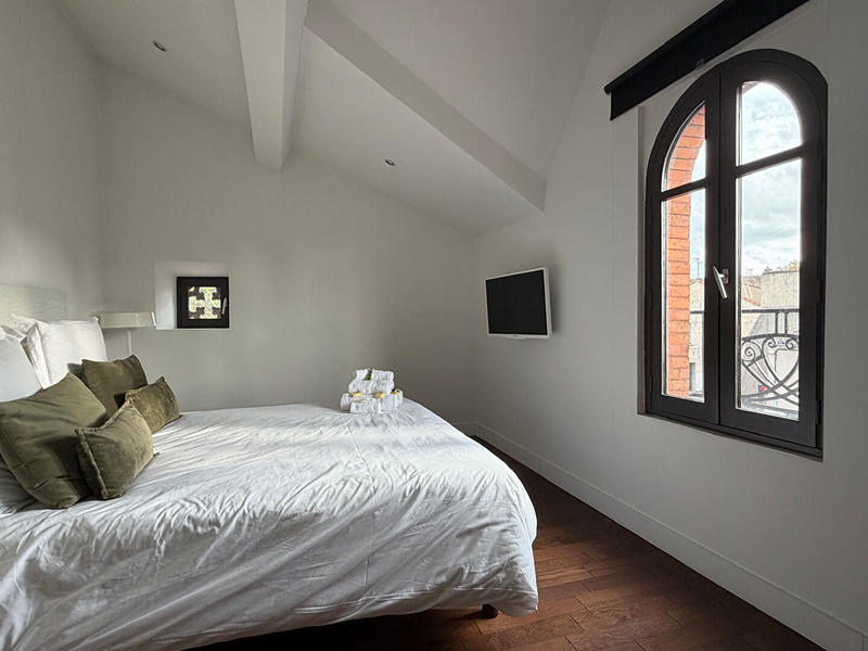 Maison - 253 m² - 6 pièces