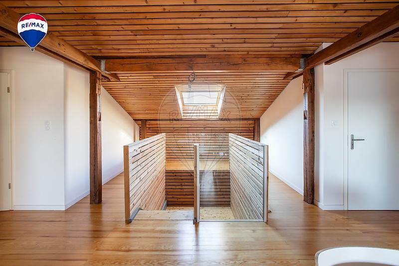 Appartement - 259 m² - 7 pièces